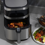 Salter Air Fryer Large Capacity Oil Free 8L Non-Stick Digital Control Timer